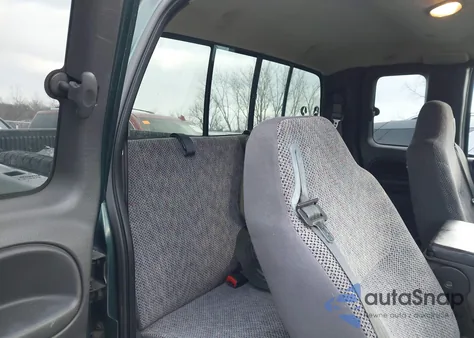 2001 Dodge Ram 1500 St из США, поврежденный, VIN 3B7HF13Y01M570510